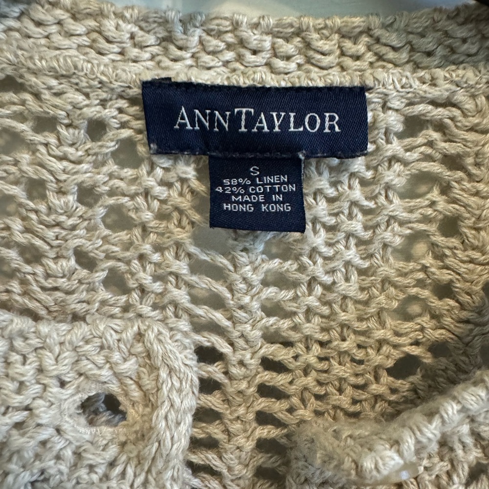 Ann Taylor Cardigan - Picture 2 of 8